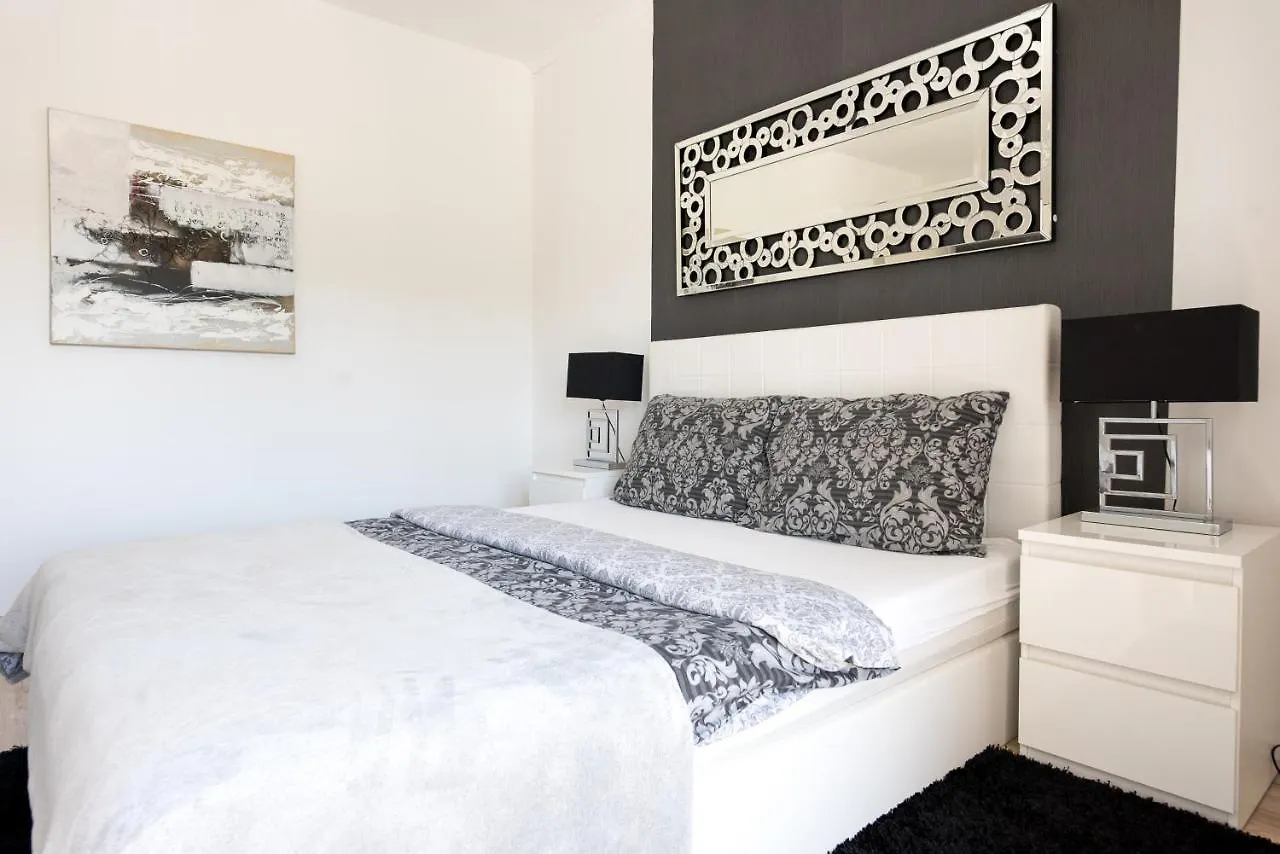 Villa Natura With Private Pool Zadar Apartment